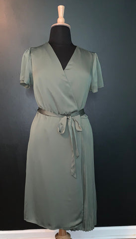 Banana Republic - Green Silk Wrap Dress - XL