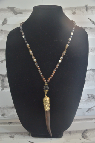 Beaded Necklace with Wolf Tooth